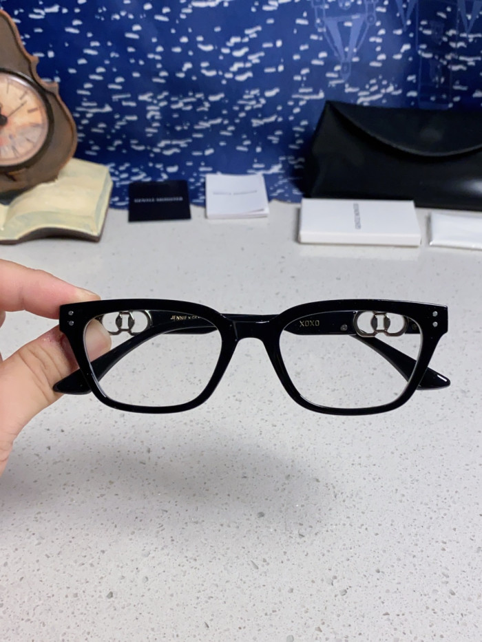 GENTLE MONSTER  SUNGLASSES-09