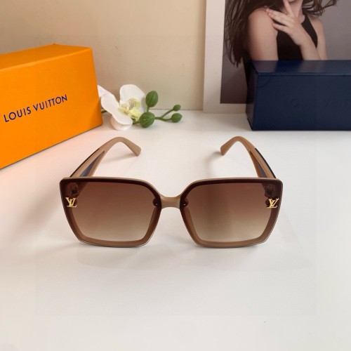 LOUIS VUITTON  SUNGLASSES-59