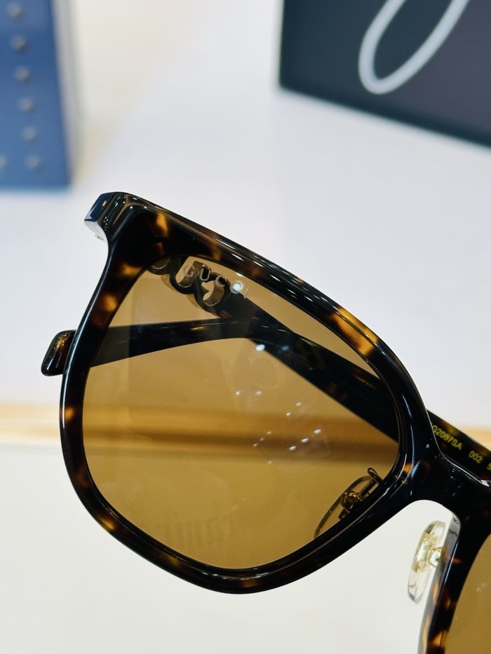 GUCCI SUNGLASSES-031