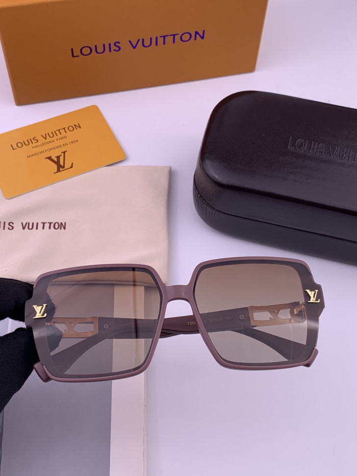 LOUIS VUITTON  SUNGLASSES-57