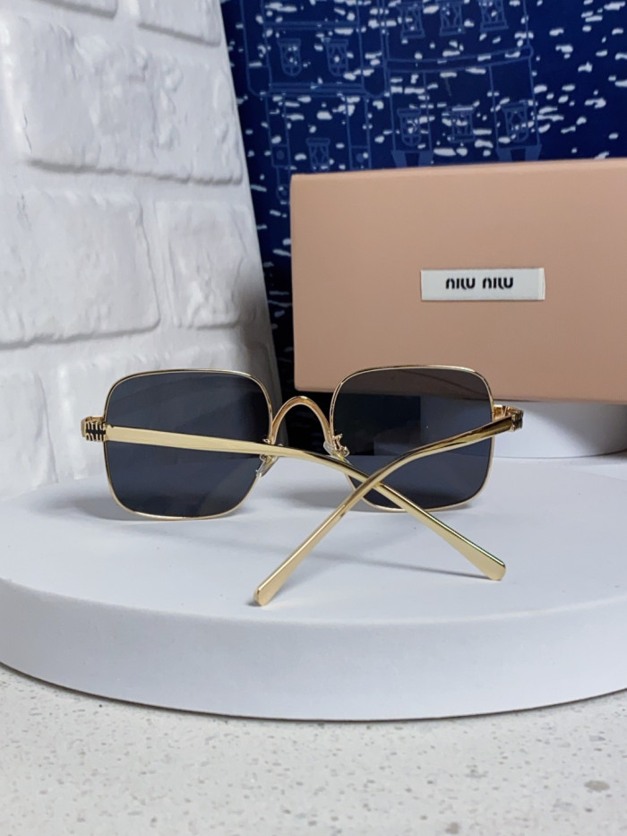 MIU MIU SUNGLASSES-09