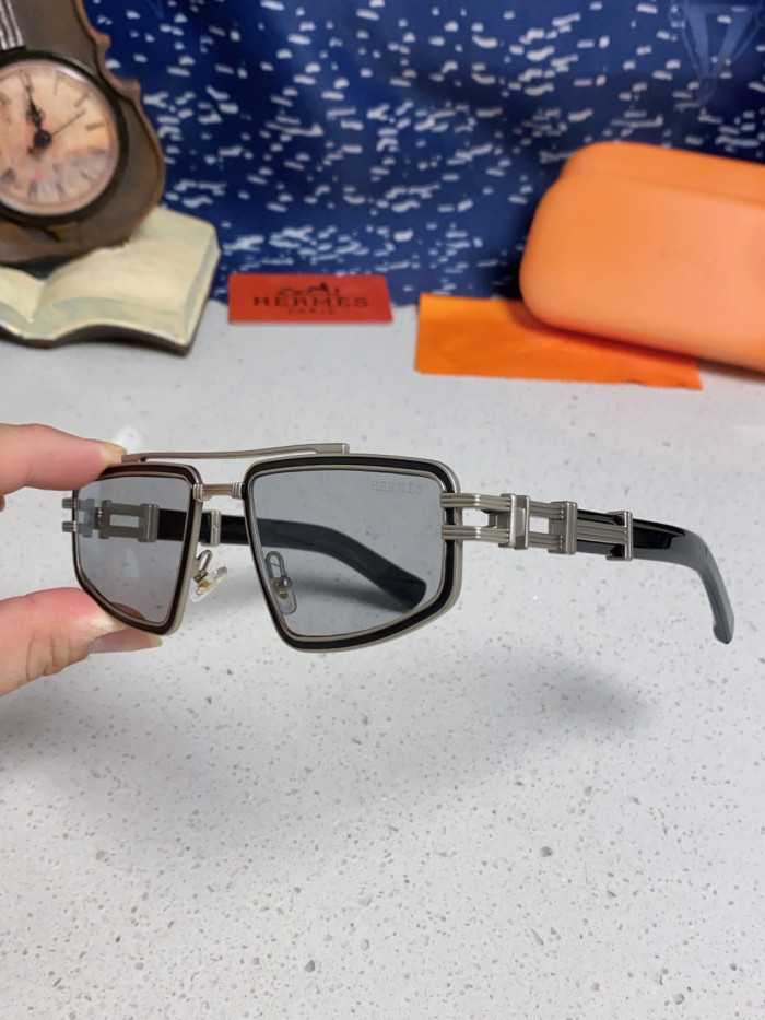 HERMES  SUNGLASSES-09