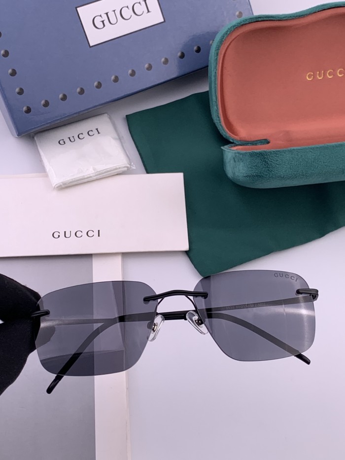 GUCCI SUNGLASSES-011