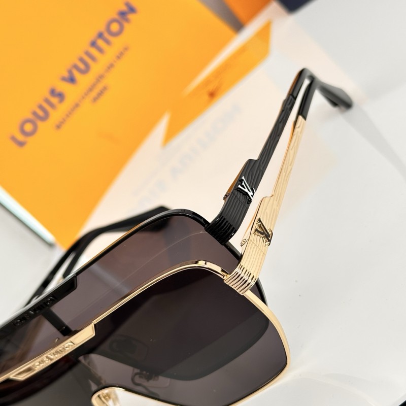 LOUIS VUITTON   SUNGLASSES-051
