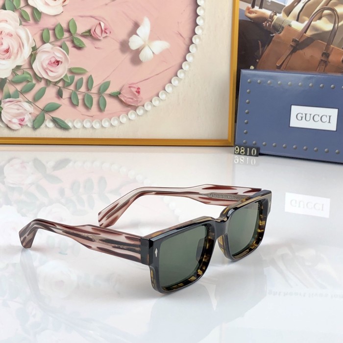 GUCCI  SUNGLASSES-511