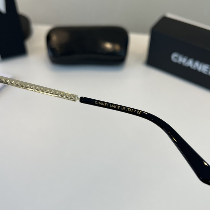 CHANEL  SUNGLASSES-59