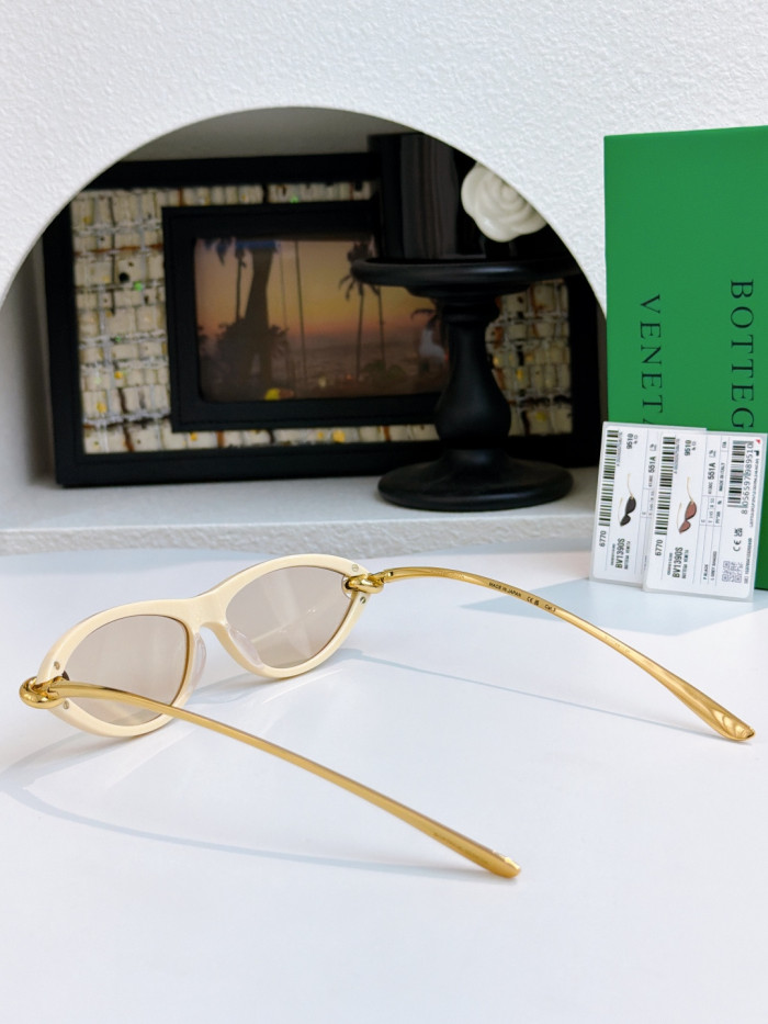 BOTTEGA VENETA SUNGLASSES-051