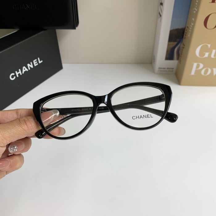 CHANEL  SUNGLASSES-58