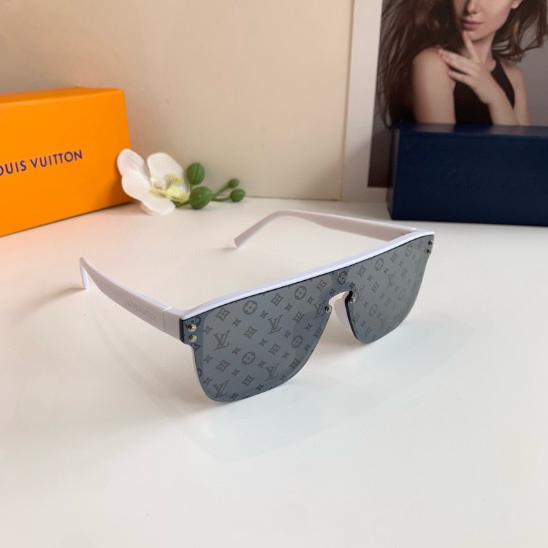 LOUIS VUITTON  SUNGLASSES-58