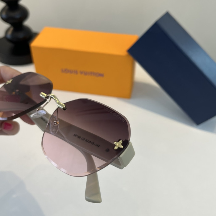 LOUIS VUITTON   SUNGLASSES-09