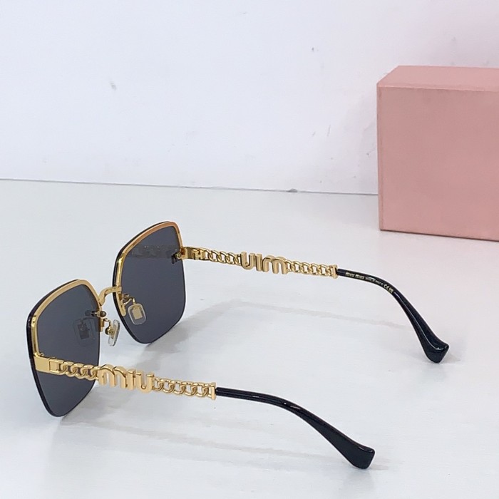 MIU MIU  SUNGLASSES-051