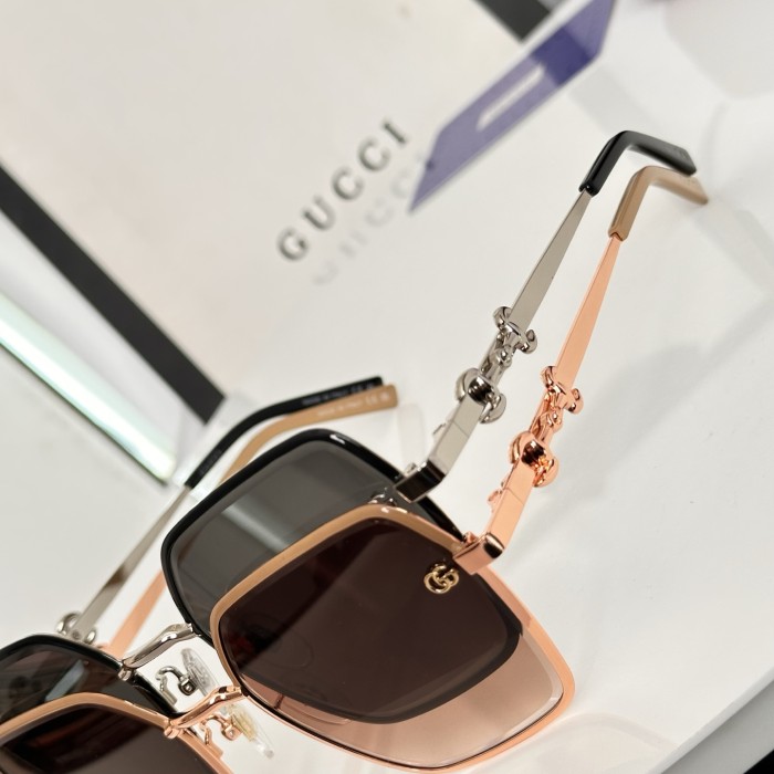 GUCCI SUNGLASSES-061