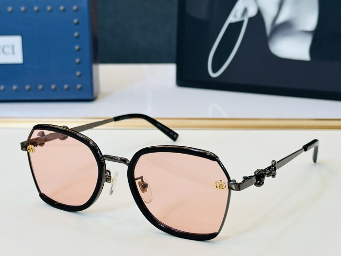 GUCCI SUNGLASSES-051