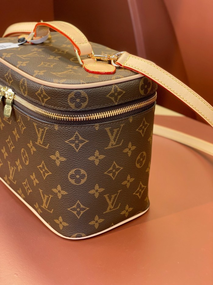 Nice BB “24*18*14.5CM” 005
