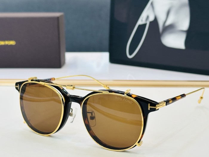 TOM FORD SUNGLASSES-041