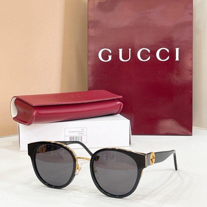 GUCCI SUNGLASSES-051