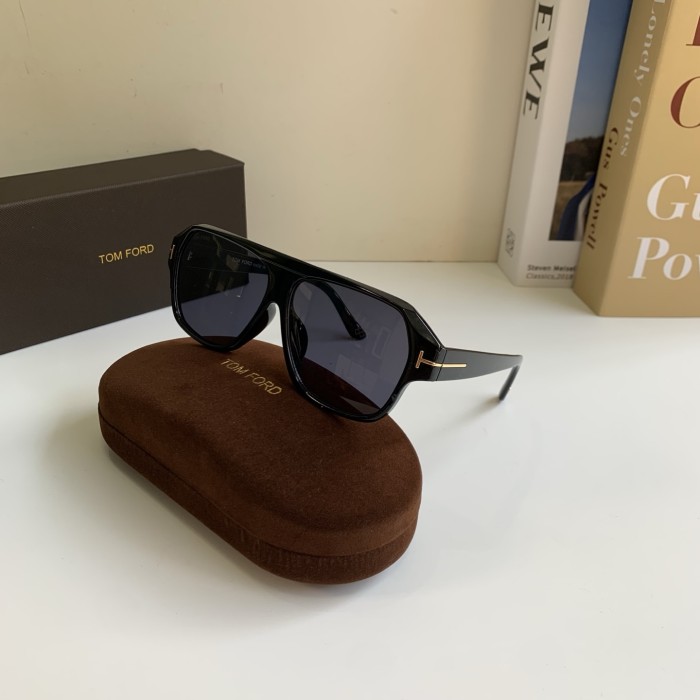 TOM FORD SUNGLASSES-59