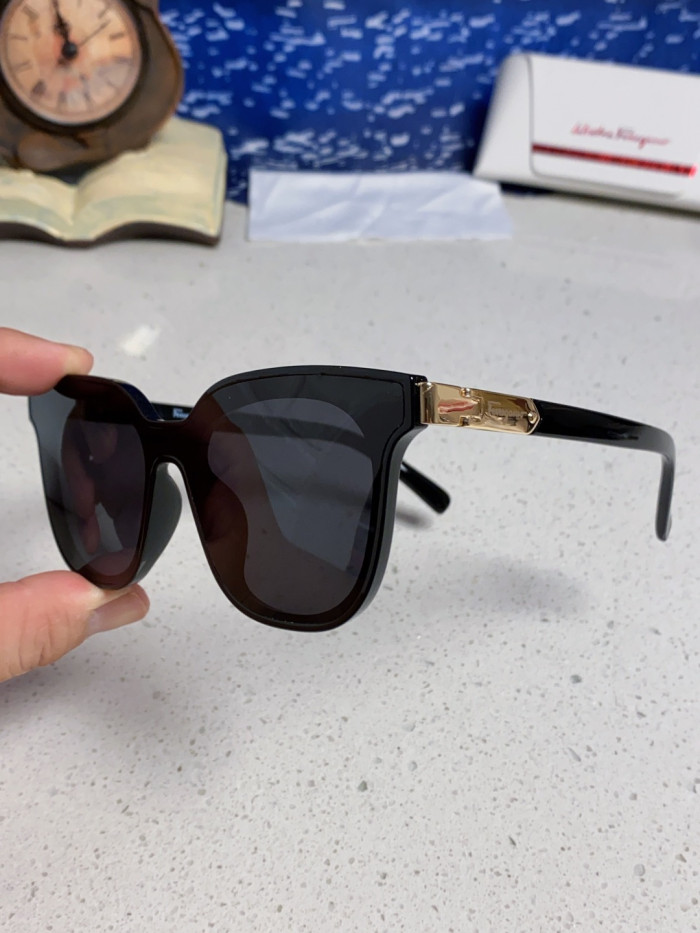 FERRAGAMO  SUNGLASSES-09