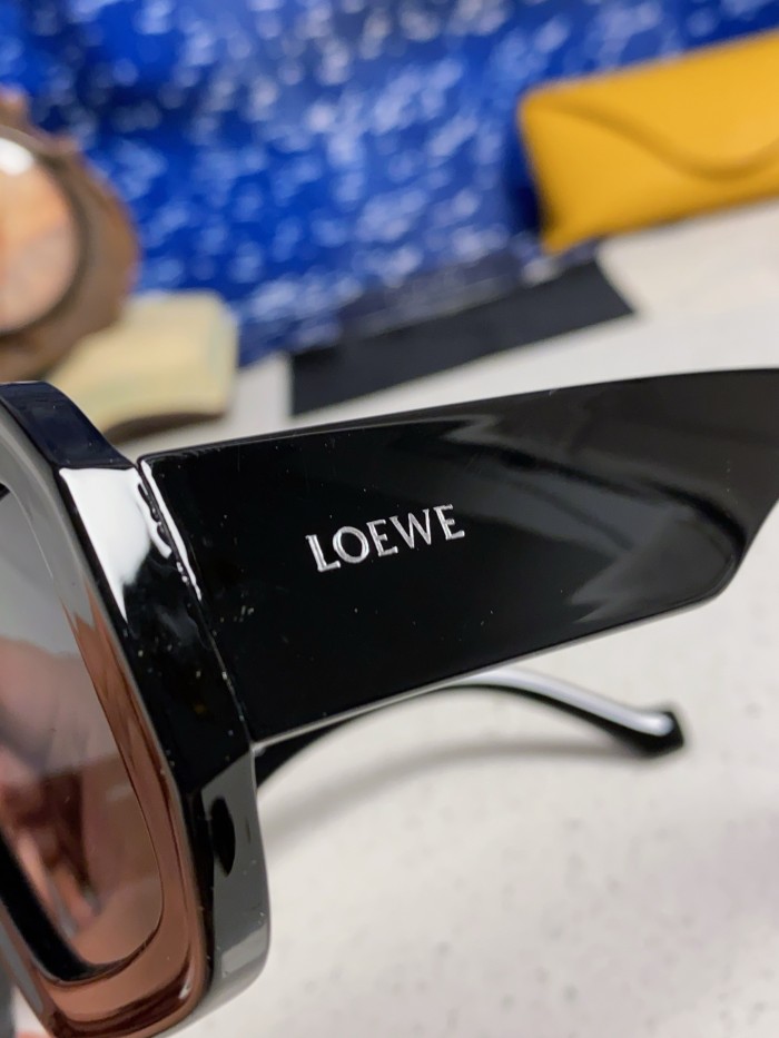 LOEWE SUNGLASSES-09
