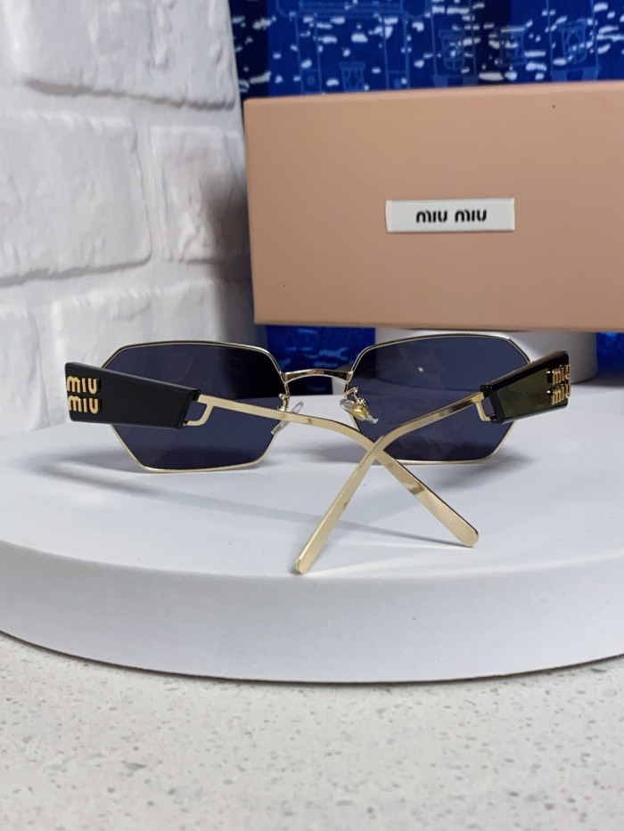 MIU MIU  SUNGLASSES-08