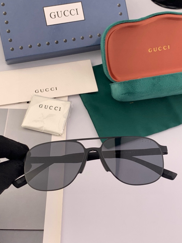 GUCCI SUNGLASSES-011