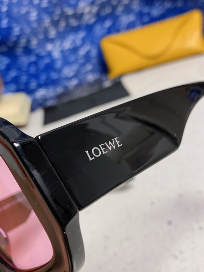 LOEWE SUNGLASSES-09