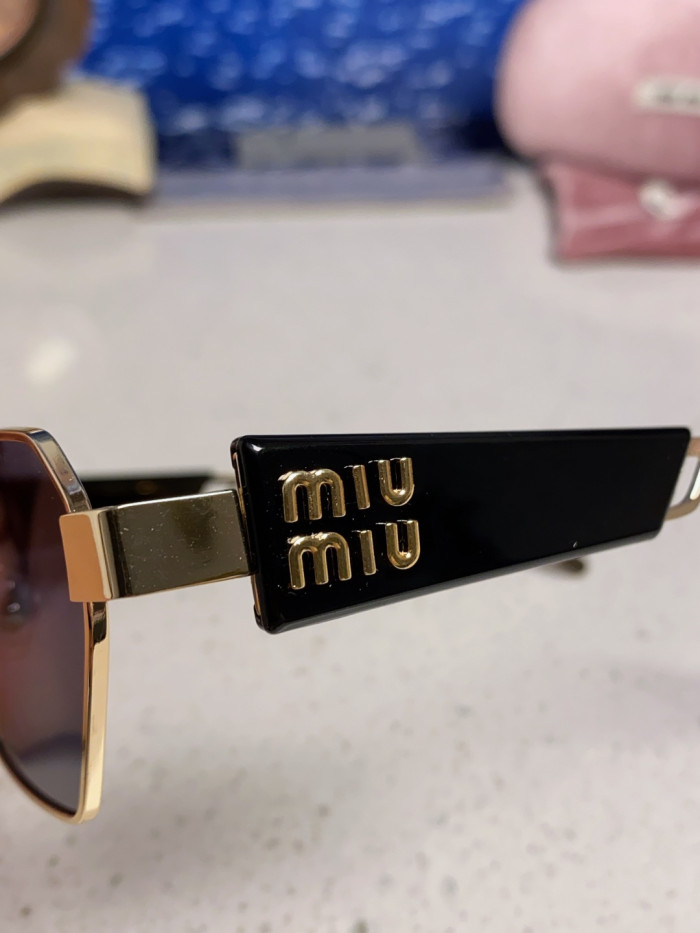 MIU MIU  SUNGLASSES-08