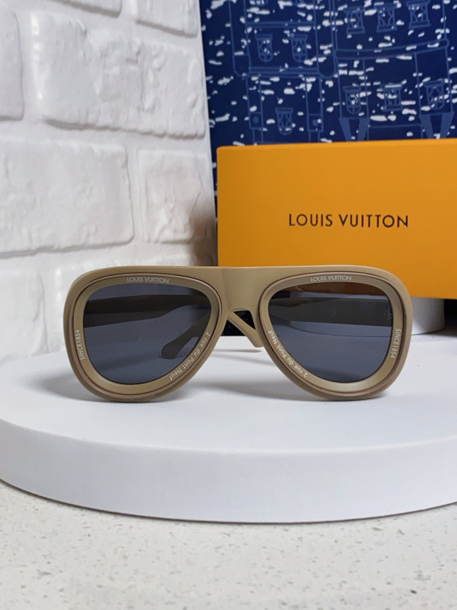 LOUIS VUITTON  SUNGLASSES-09