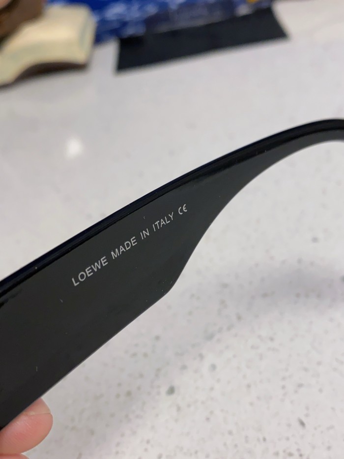 LOEWE SUNGLASSES-09