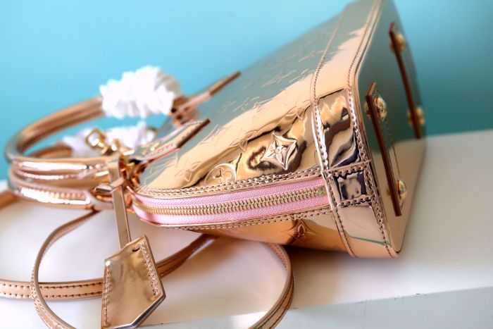 PM Alma BB Shoulder Bag “23.5*17.5*11.5CM” 006