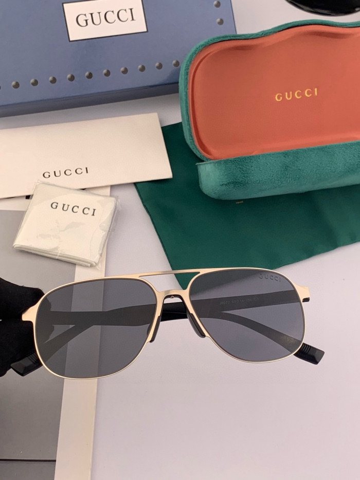 GUCCI SUNGLASSES-011
