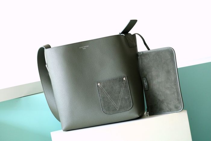 Verso Hobo SS26 “33*30*15.5CM” 059