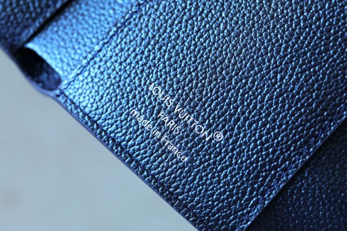 Victorine “11.94*9.4*1.52CM” 052