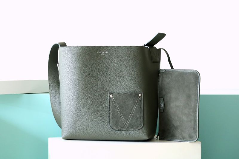 Verso Hobo SS26 “33*30*15.5CM” 059