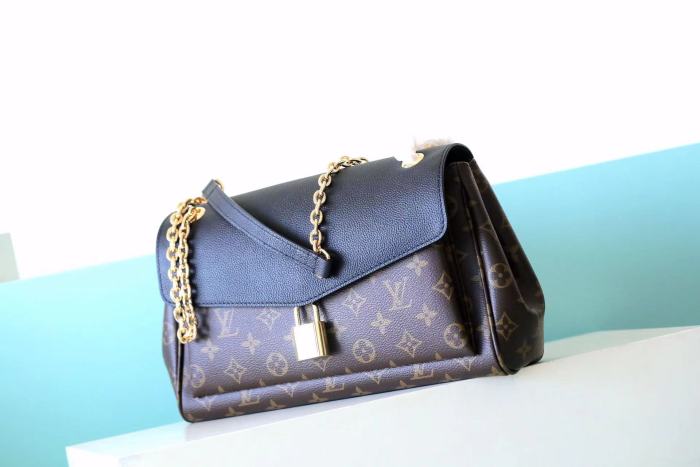 Medium Saint Germain “30.5*21*12.5CM” 006