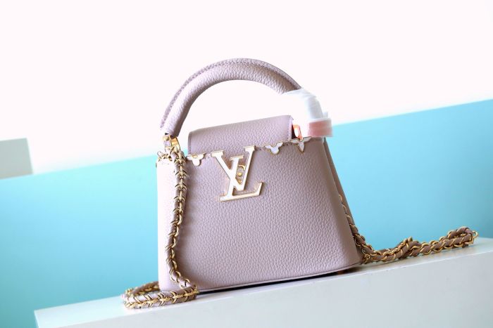 Capucines East West BB “18*9*7CM” 0011
