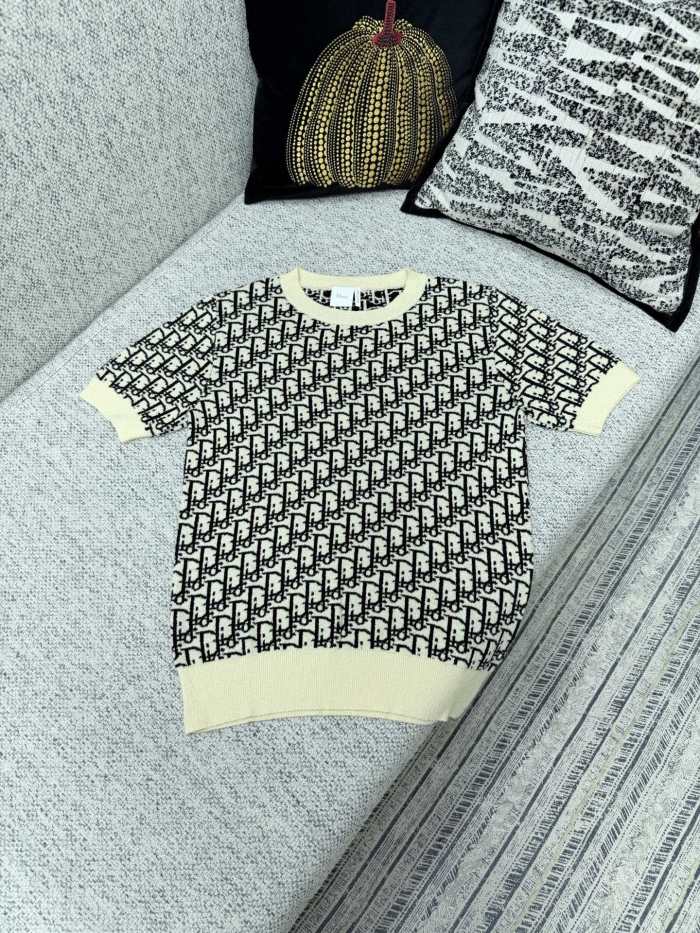 Woolen Sweater