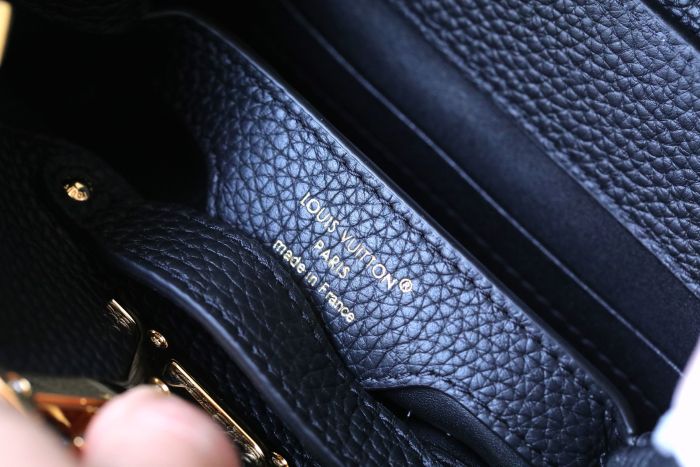 Capucines Mini “16.3*11*6.5CM” 0011