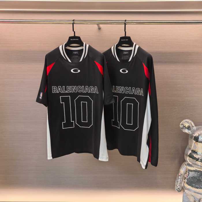 LONG TEES