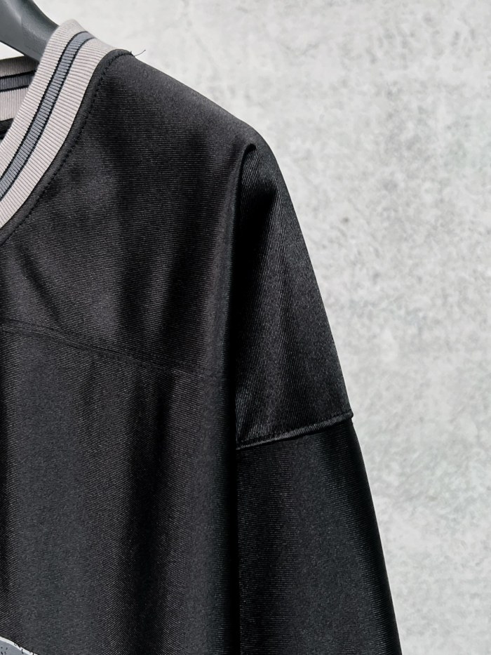 LONG TEES