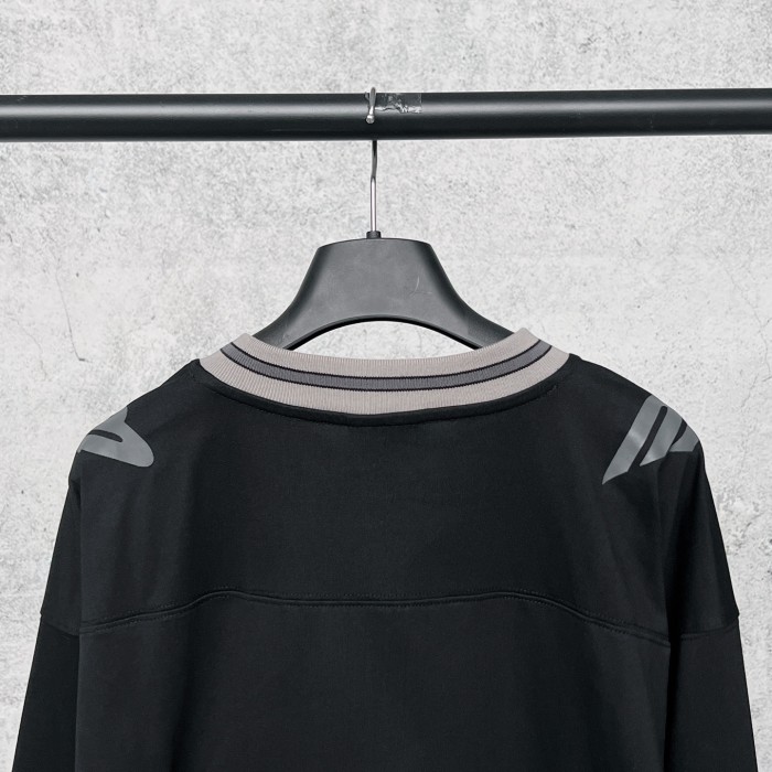 LONG TEES