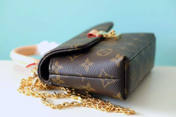 Nano Madeleine Bag “21*12.5*6CM” 005