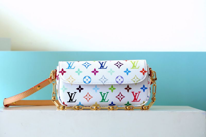 Wallet On Chain Lvy “23.5*12*4.3CM” 034