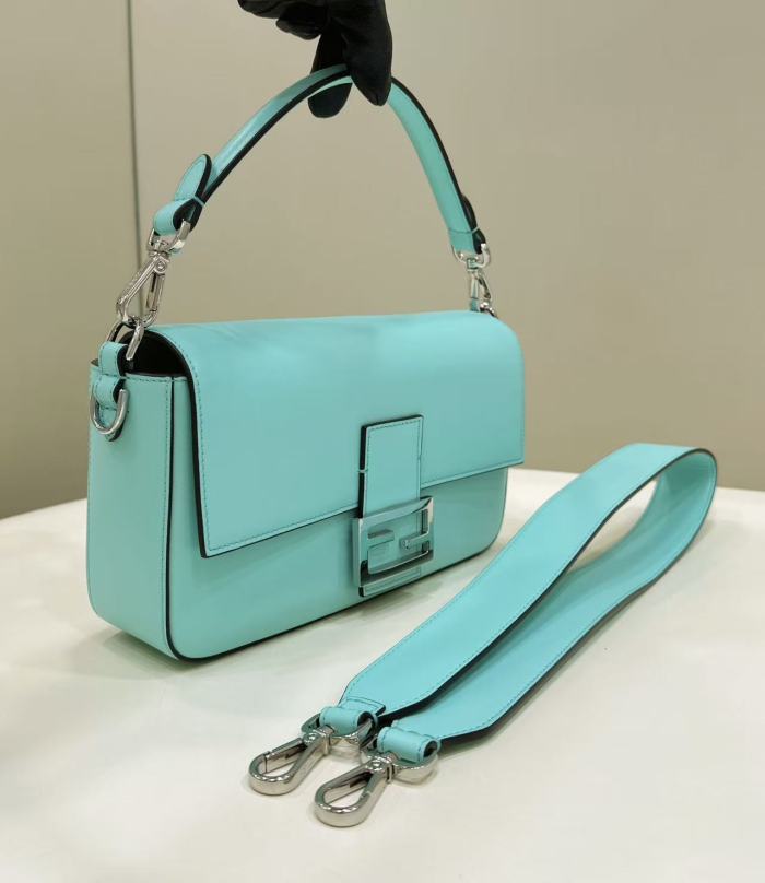 The Tiffany Baguette “27*16*6CM” 0921