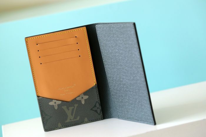 Passport Cover “14*10*2.5CM” 002