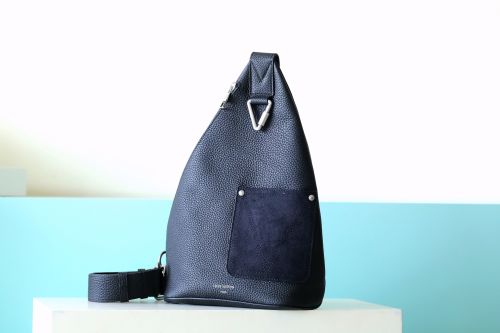 Delta SS26 “35.5*30*7CM” 028