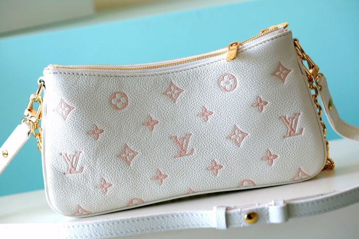 Liv Pochette Sweet Escape “24.5*13.5*6.5CM” 054