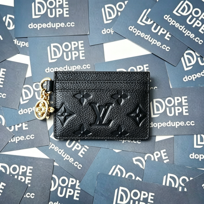 Charms Monogram Empreinte “10*7*0.3CM” 042