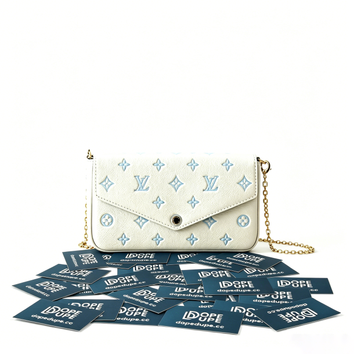 Pochette Felicie “21*11*2CM” 074