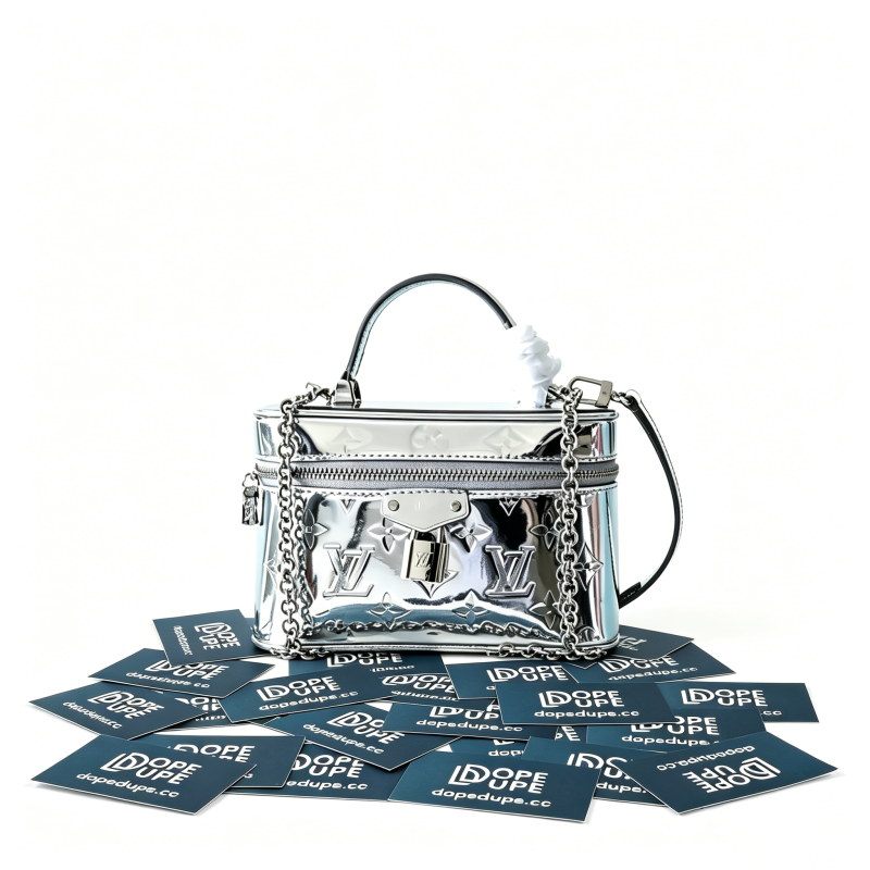 Vanity Chain Pouch “19*11.5*6.5CM” 086